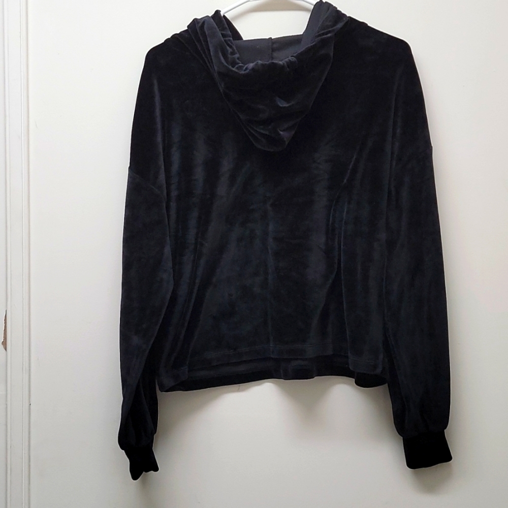 Long Sleeve Hoodie- Size S - Picture 5 of 8